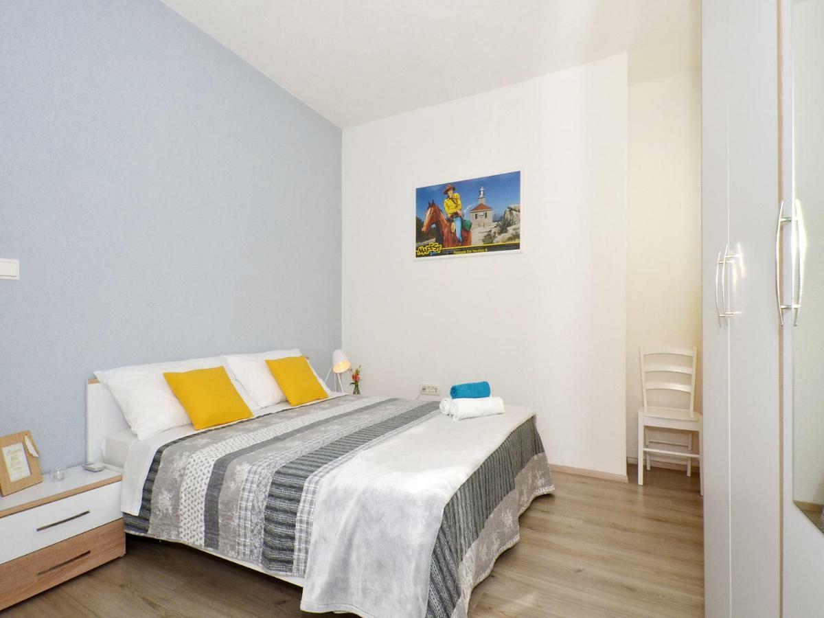 Apartment Arya Makarska Esterno foto